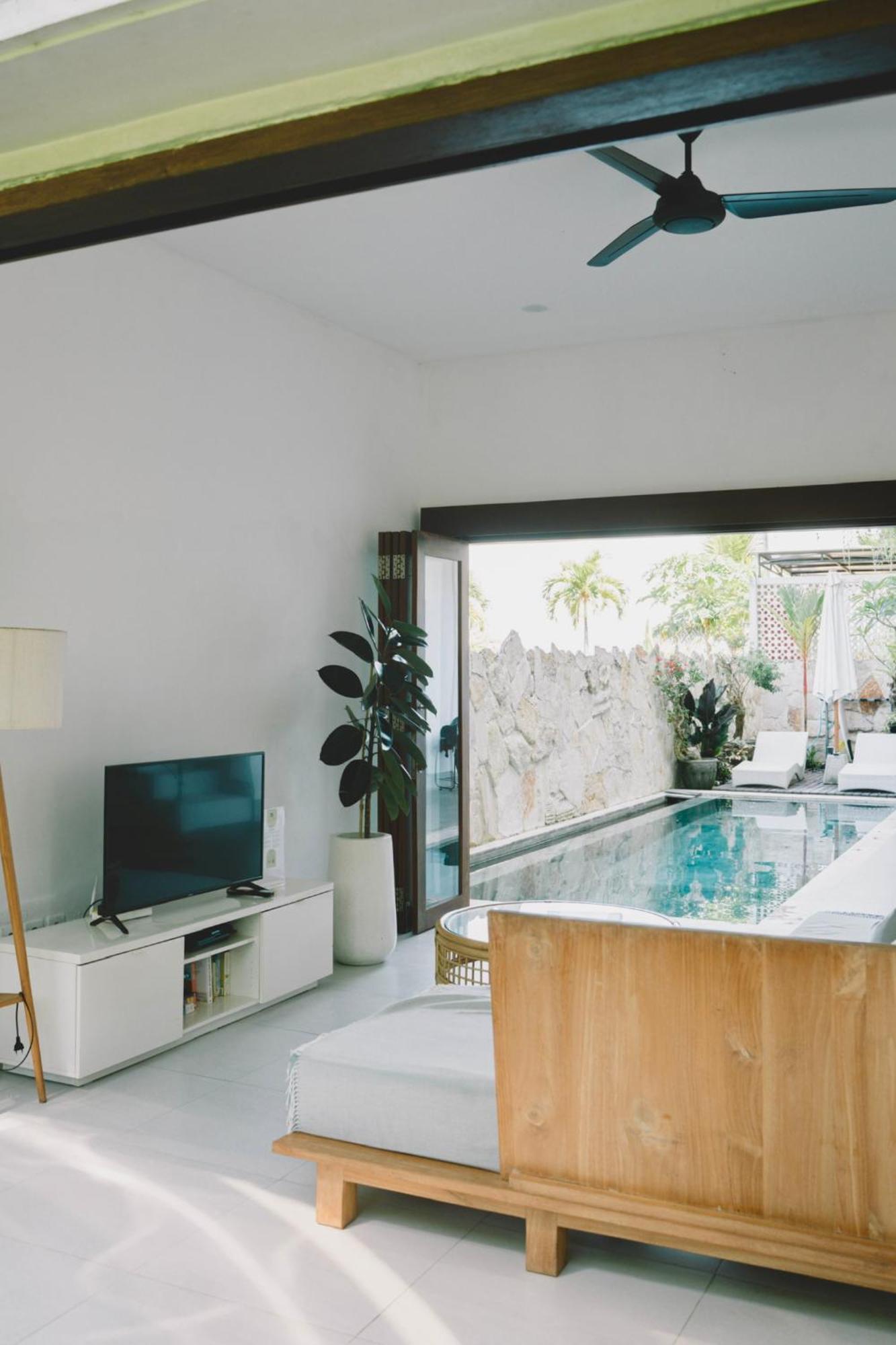 Three Palms Surf & Stay Medewi Airsatang Bagian luar foto