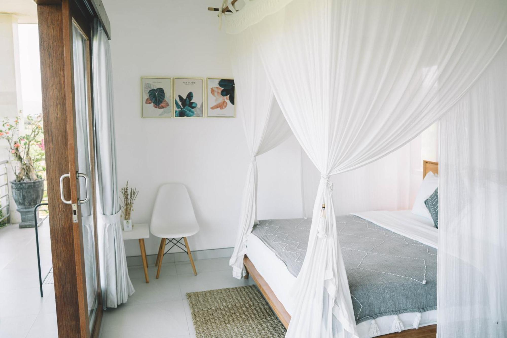 Three Palms Surf & Stay Medewi Airsatang Ruang foto